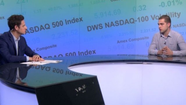 <p>
	Свилен Колев и Димитър Вучев водят предаването Invest/Or по Bloomberg TV Bulgaria. <em>Снимка: bloombergtv.bg </em></p>
