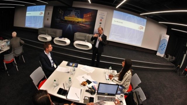 <p>
	<em>Снимка: Олег Попов, Investor Media Group</em></p>

