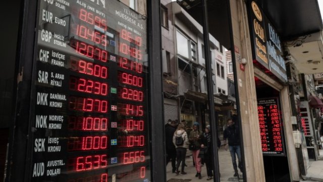 Chatham House: Централните банки не трябва да прибързват
