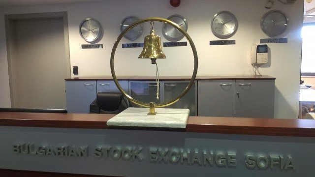 <p style="text-align: justify;">
	БФБ-София. <em>Снимка: Investor.bg</em></p>
