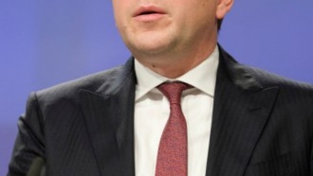 <p>
	Еврокомисарят по разширяването Оливер Вархели.&nbsp;<em>Снимка: GettyImages.com</em></p>
