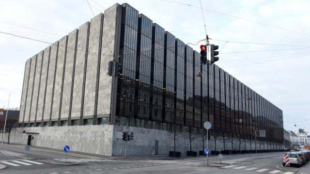 <p>
	Седалището на Централната банка на Дания в Копенхаген.<em> Снимка: Ройтерс</em></p>
