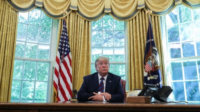 <p>
	По-рано американският президент настояваше разходите за стената да бъдат поети от Мексико. <em>Снимка: Ройтерс</em></p>
