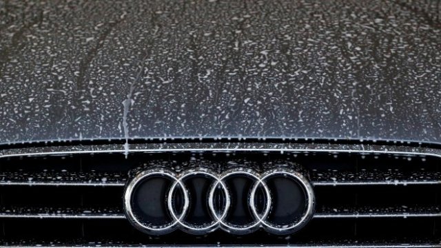 <p>
	Предната част на дизеловия модел A6 TDI на германския производител на автомобили Audi на автомивка в Ханау, Германия, 16 октомври 2018 г. <em>Снимка: Ройтерс&nbsp;</em></p>

