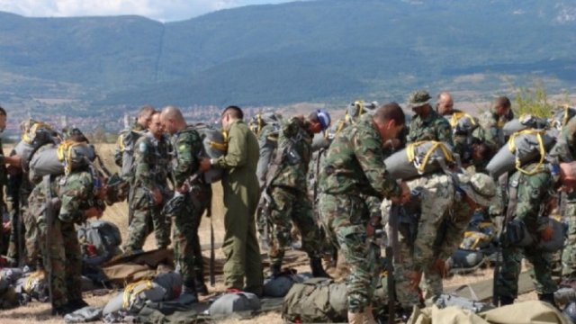 <p>
	<em>Снимка: Министерство на отбраната</em></p>
