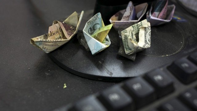 <p>
	<em>Снимка: архив Ройтерс</em></p>
