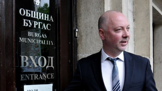 <p>
	Mинистърът на транспорта Росен Желязков. <em>Снимка: Тодор Ставрев, БТА</em></p>
<p>
	&nbsp;</p>
