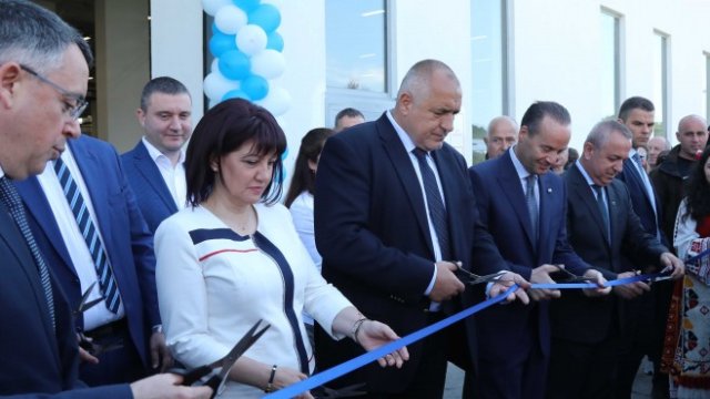 <p>
	<em>Снимка: правителствена пресслужба</em></p>
