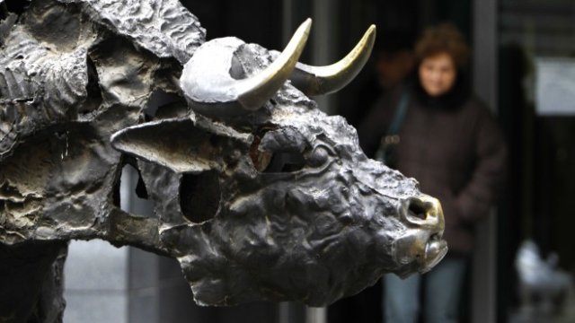 Софарма АД е купувач на собствените акции в голямата сделка от петък