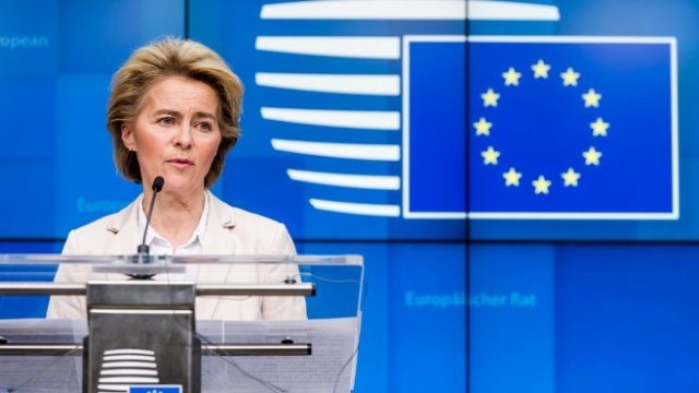 <p>
	<em>Урсула фон дер Лайен. Снимка:&nbsp;Geert Vanden Wijngaert, Bloomberg</em></p>
