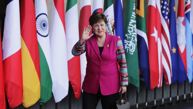 Кристалина Георгиева при пристигането си на срещата на върха на Г-20 в Бали. Снимка: EPA/БГНЕС