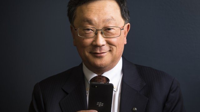 <p>
	Джон Чен вижда надежди в обявеното през декември партньорство с азиатския производител Foxconn. <em>Снимка: Ройтерс</em></p>
