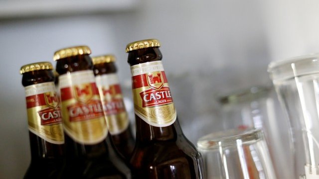 <p>
	Castle Lager - една от марките на&nbsp;SABMiller. <em>Снимка: Ройтерс</em></p>
