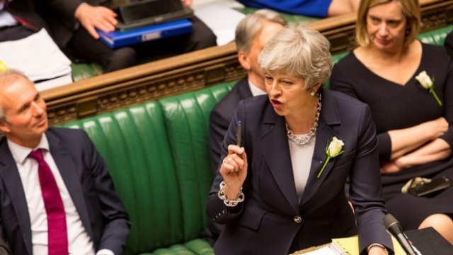 <p>
	Тереза Мей в парламента днес. <em>Снимка: Ройтерс</em></p>
