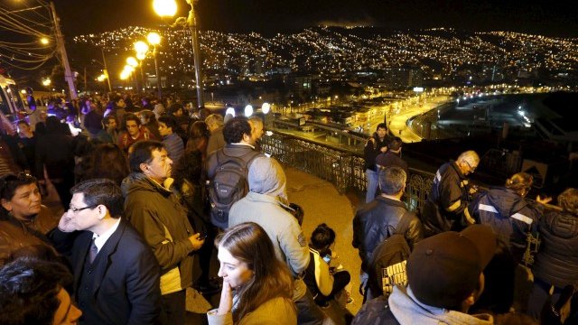 Земетресение с магнитуд 8,3 удари Чили