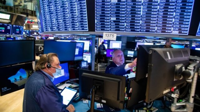 Решението на Фед даде силен тласък на американските борси