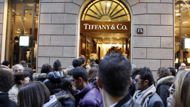 <p>
	Обектите на Tiffany стават все повече. <em>Снимка: Ройтерс</em></p>
