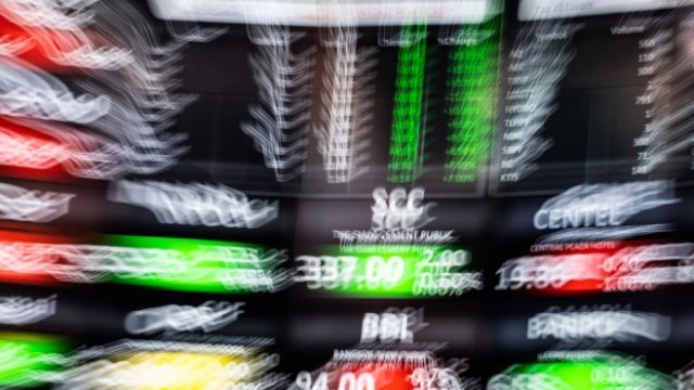 MSCI Asia Pacific възстанови почти половината от загубите от понеделник
