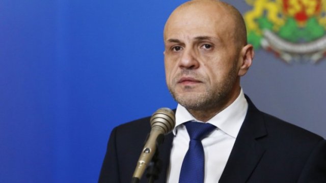 <p>
	Томислав Дончев.<em> Снимка: Министерски съвет</em></p>
