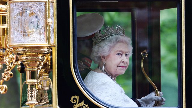 Британската кралица Елизабет II е с положителен тест за коронавирус