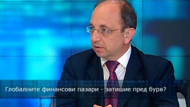 <p style="text-align: justify;">
	Изпълнителният директор на Експат Кепитъл Николай Василев. <em>Снимка: Bulgaria On Air</em></p>
