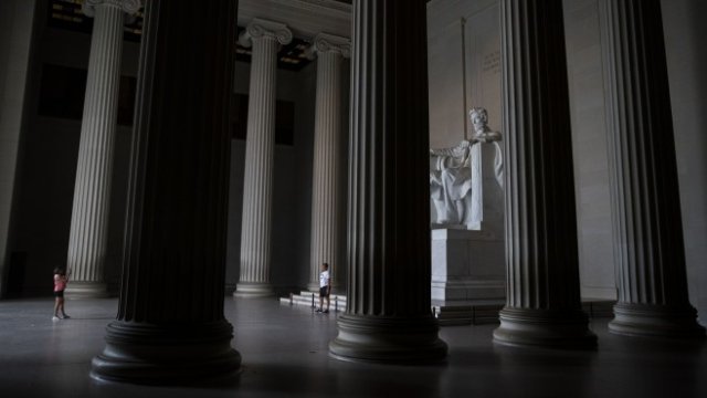 <p>
	<em>Снимка:&nbsp;Al Drago/Bloomberg</em></p>
