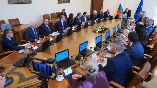 Министерският съвет проведе извънредно заседание. Снимка: БГНЕС/СТЕФАН ВАСИЛЕВ