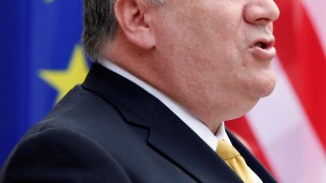 <p>
	Американският държавен секретар Майк Помпейо (вляво) и германският външен министър Хайко Маас (вдясно).&nbsp;<em>Снимка: Ройтерс</em></p>
