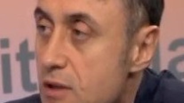<p>
	Владимир Владимиров<em>. Снимка: Bloomberg TV Bulgaria</em></p>
