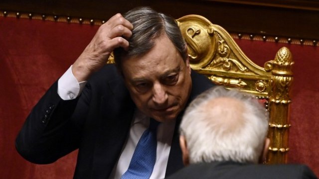 <p>
	&nbsp;Марио Драги в италианския парламент. <em>Снимка: EPA/RICCARDO ANTIMIANI</em></p>
