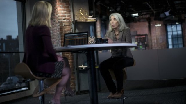 <p>
	Основателката и главен изпълнителен директор на Boardspan Аби Адлърман дава интервю. <em>Снимка: Bloomberg</em></p>
