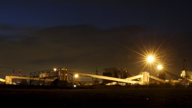 <p>
	Мината Келингли преди изключването на светлините ѝ.&nbsp;<em>Снимка: архив Ройтерс</em></p>
