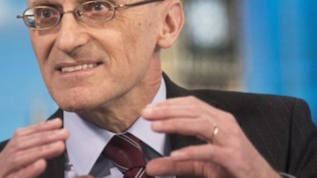 <p>
	<em><span mso-bidi-font-family:="" mso-bidi-language:="" new="" style="font-size:11.0pt;line-height:107%;
font-family:" times="">Андреа Енрия, председател на надзорния орган на Европейската централна банка. Снимка:Bloomberg&nbsp;</span></em></p>
