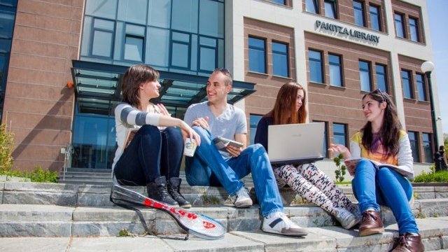 <p>
	<em>Снимка: АУБ</em></p>
