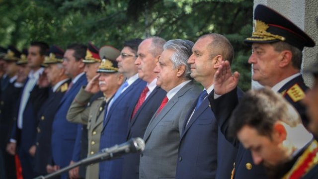 <p>
	Президентът Румен Радев присъства на отбелязването на националния празник на пожарникарите<em>. Снимка: Димитър Кьосемарлиев, Investor Media Group</em></p>
