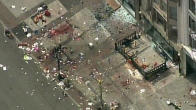 <p>
	Мястото на експлозията. <em>Снимка: Ройтерс</em></p>
