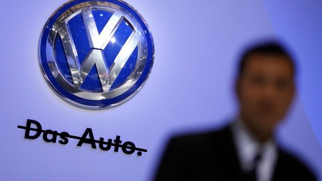 <p>
	<em>Снимка: Ройтерс. Колаж: Automedia.bg</em></p>
