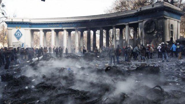 <p>
	Протестите в Киев продължават. <em>Снимка: Ройтерс</em></p>
