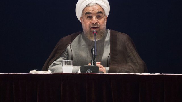 <p>
	Хасан Рохани. <em>Снимка: архив Ройтерс</em></p>
