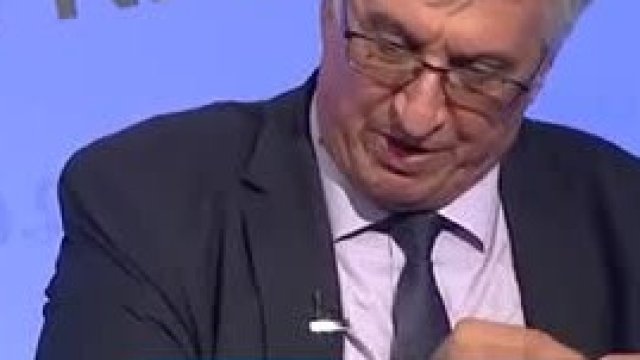 <p>
	Иван Нейков.&nbsp;<em>Снимка: Bloomberg TV Bulgaria</em></p>
