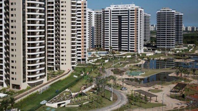 <p>
	Олимпийското село в Рио де Жанейро. <em>Снимка: архив, Ройтерс</em></p>
