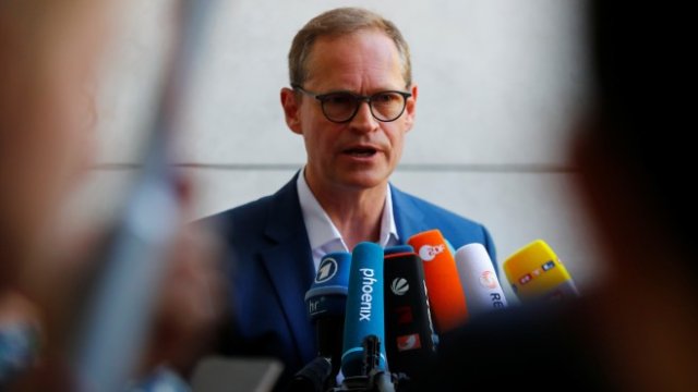 <p>
	Кметът на Берлин Михаел Мюлер.&nbsp;<em>Снимка: Ройтерс</em></p>
