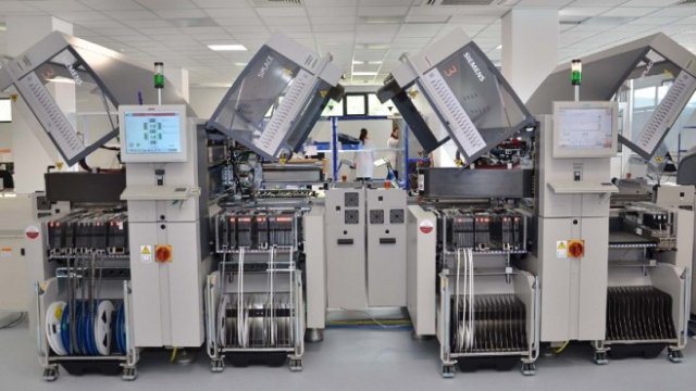 <p>
	Производствената база на &quot;Окта Лайт&quot; Снимка: octa-light.com</p>
