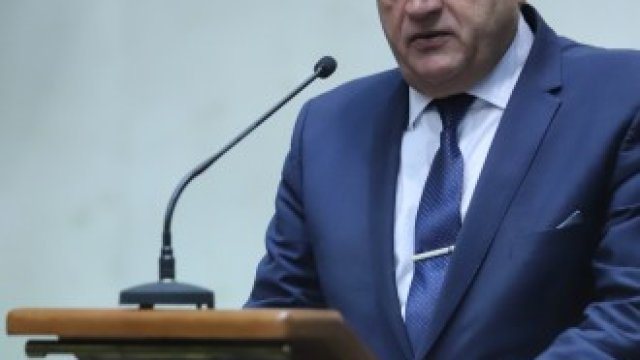 <p>
	Служебният министър на вътрешните работи Бойко Рашков.&nbsp;<em>Снимка: Боби Тошев, БГНЕС</em></p>
