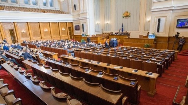 <p>
	<em>Снимка: Димитър Кьосемарлиев, Investor Media Group</em></p>
