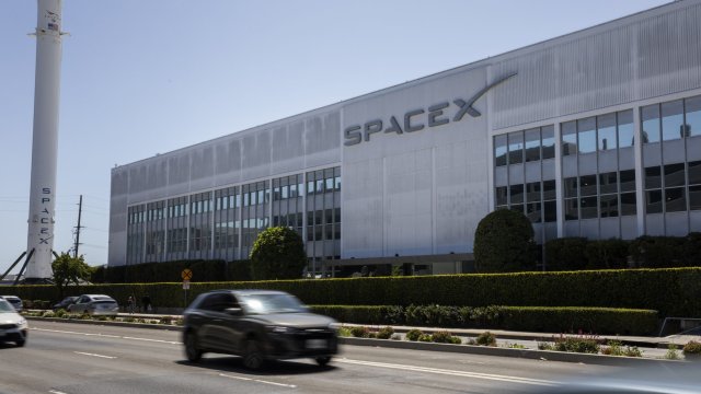 Централата на SpaceX в Хоторн, Калифорния, САЩ, във вторник, 19 април 2022 г. Снимка: Alisha Jucevic/Bloomberg