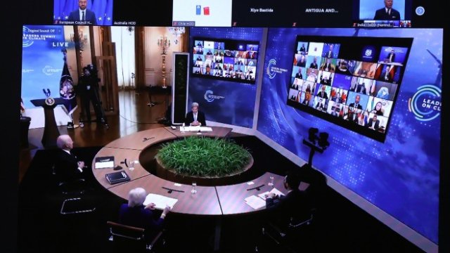 <p>
	<em>Снимка: Dursun Aydemir/Anadolu/Bloomberg</em></p>
