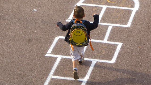 <p>
	Франция се гордее с най-високата раждаемост в Европейския съюз след Ирландия, но бейби бумът я изправя пред редица предизвикателства. <em>Снимка: архив Ройтерс</em></p>
