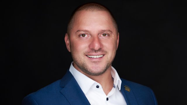 Петър Китанов, управител на агенцията за недвижими имоти &quot;Имотен център&quot;. Снимка: Личен архив