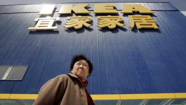 <p style="text-align: justify;">
	690 млн. души са посетили 303-те магазина на&nbsp;Ikea по целия свят. <em>Снимка: Ройтерс</em></p>
